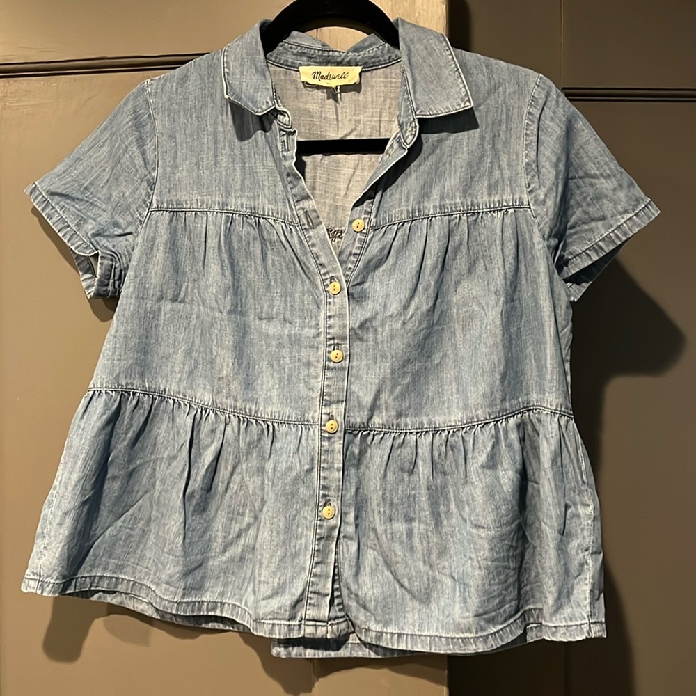 Denim ruffled short sleeve top